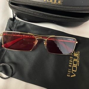 Vogue Bella Hadid glasses